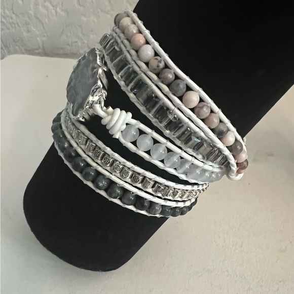 NWOT $44 Ananta Stones Healing White Labrodorite Wrap Bracelet - Picture 6 of 6